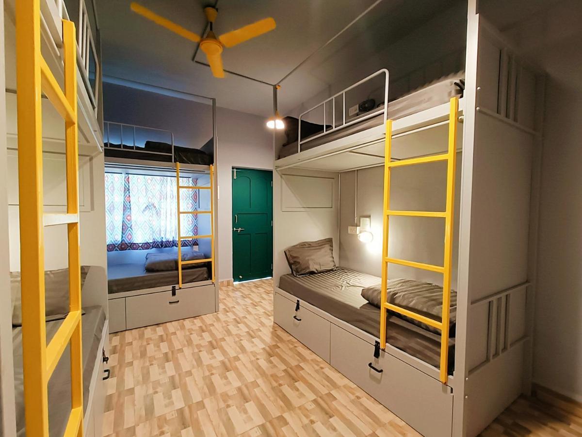 Bed 6-Bed Mixed Dormitory Room,1364701064:JPEG